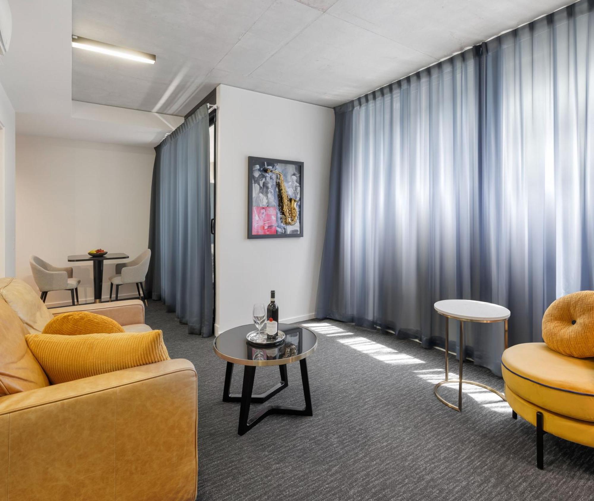 Oaks Melbourne St Kilda Road Hotel Экстерьер фото